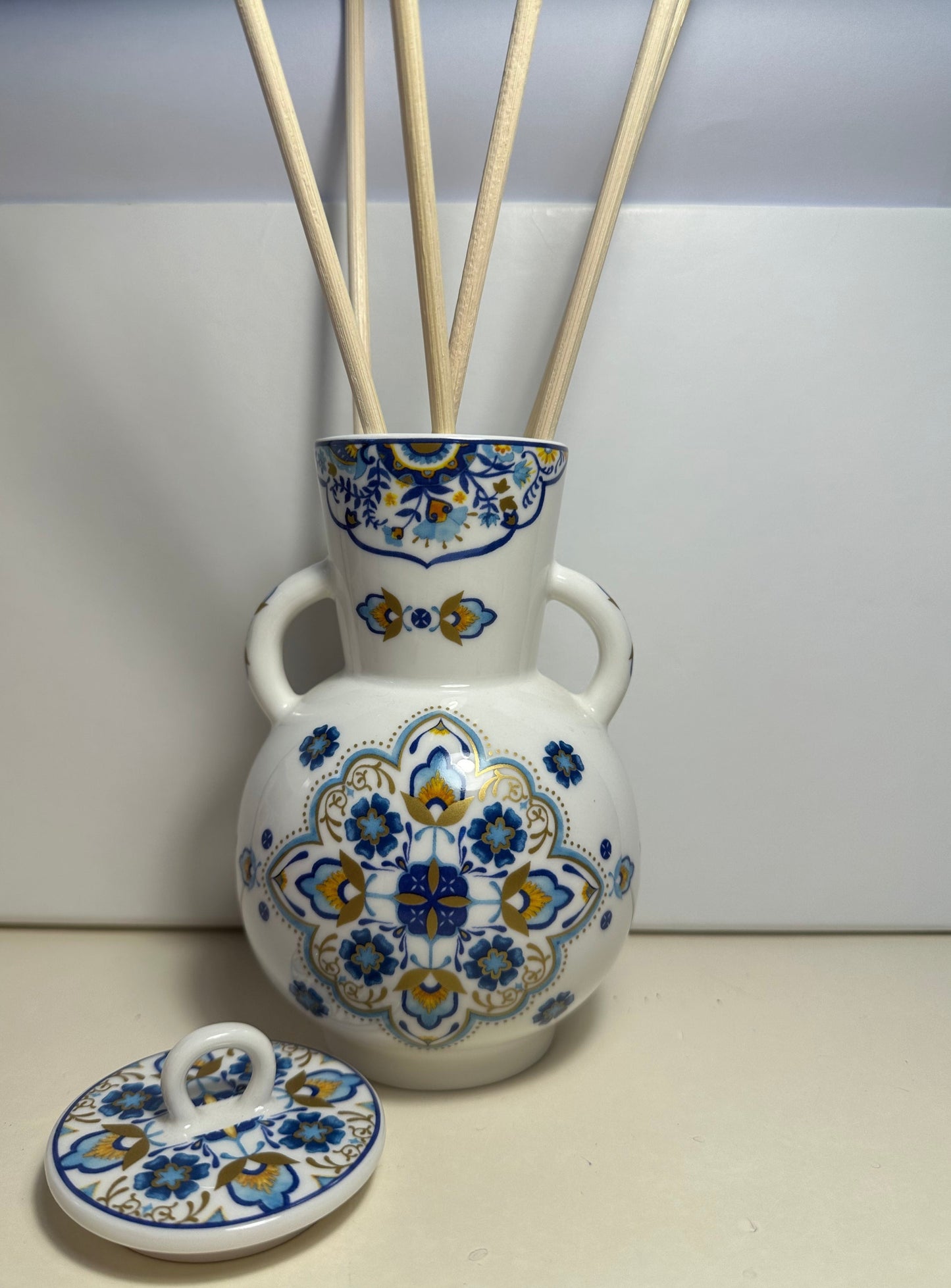 Blue Mediterranean fragrance diffuser