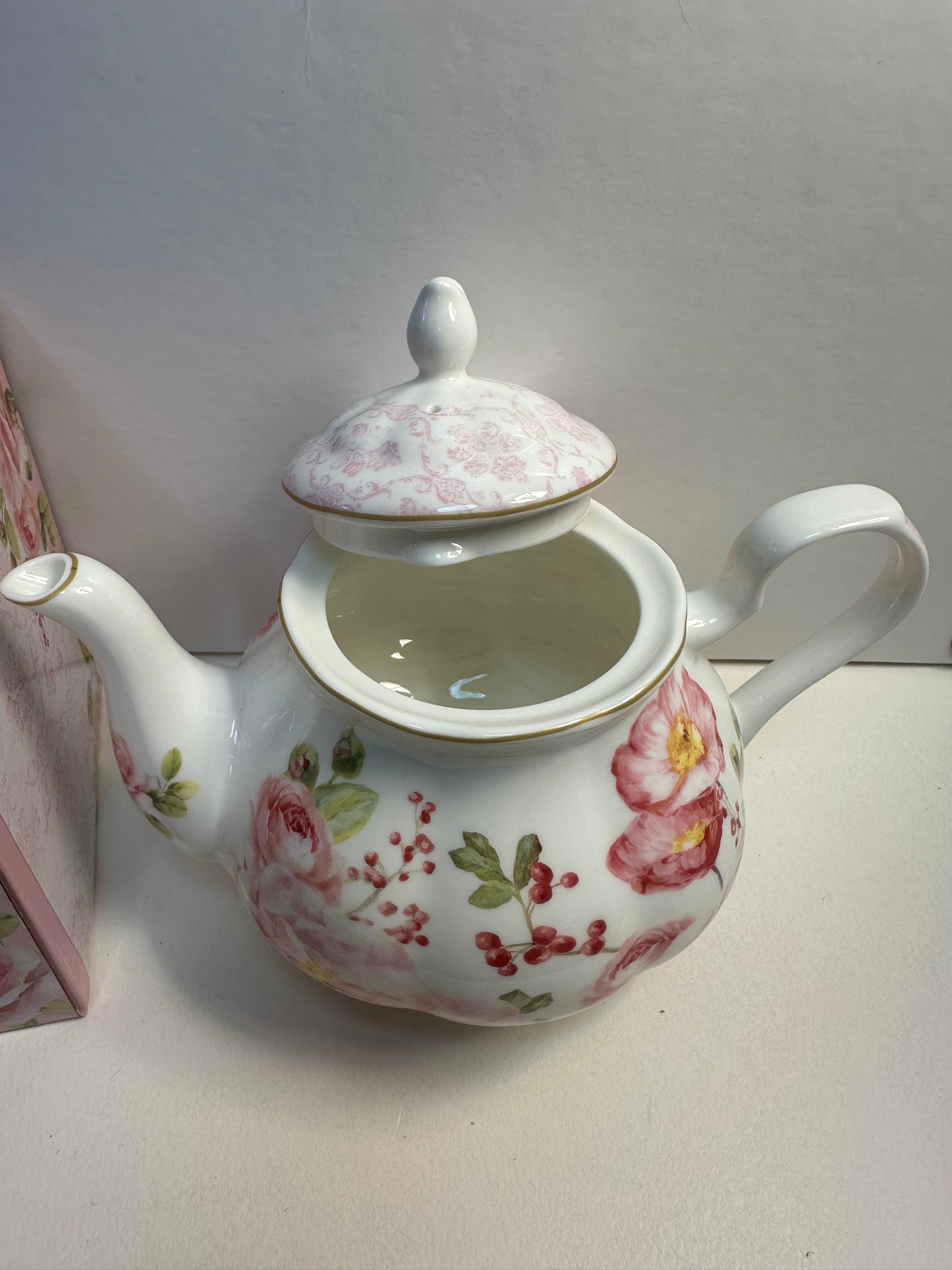 Floral Damask teapot