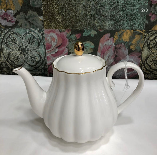 White Royal teapot