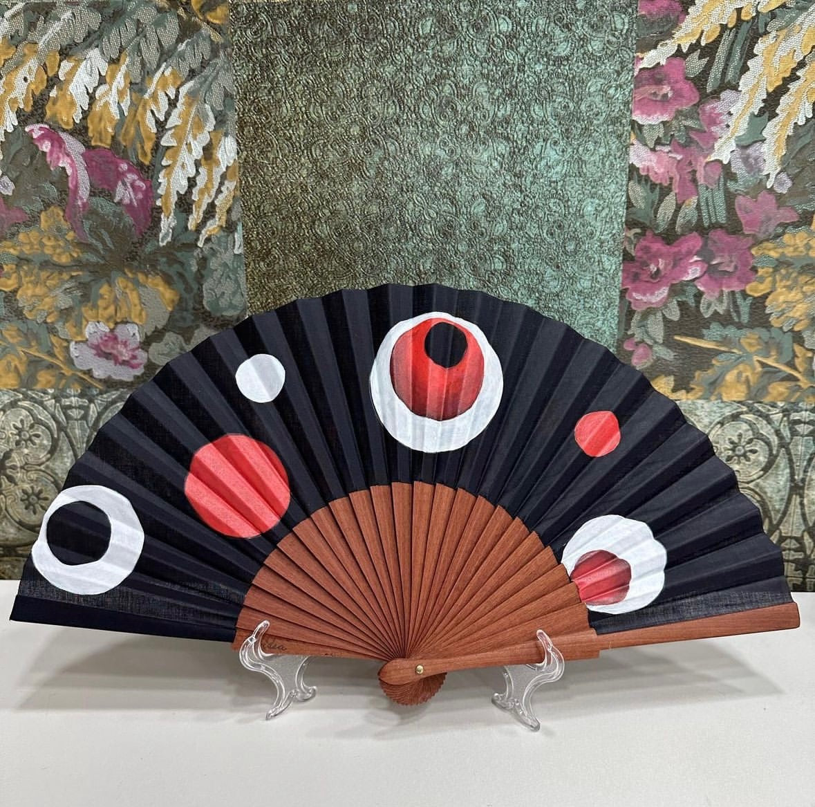 Hand painted fan